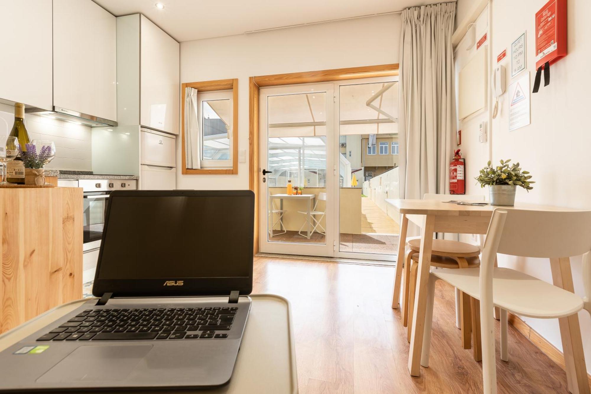 731 Costa Cabral Metro Residence Porto Pokój zdjęcie